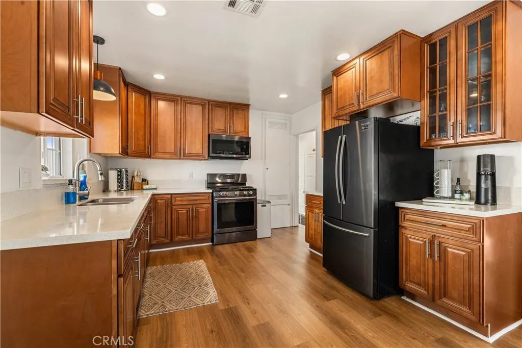 2186 Lime Avenue, Long Beach, California 90806 home-pic-12